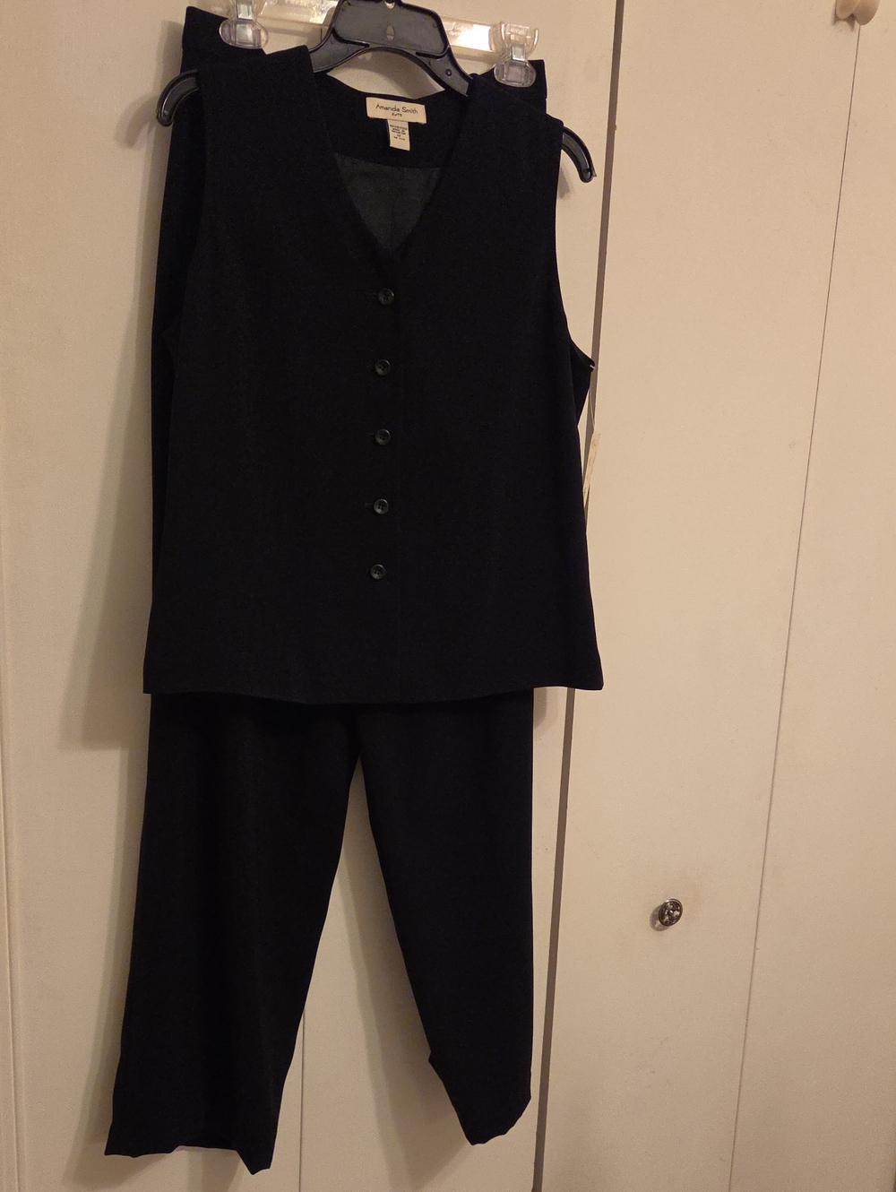 Amanda Smith Black Button-Front V-Neck Vest & Pants